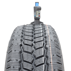 215/70R15C BERLINER AGIS LT - Opona zimowa dostawcza bieżnikowana